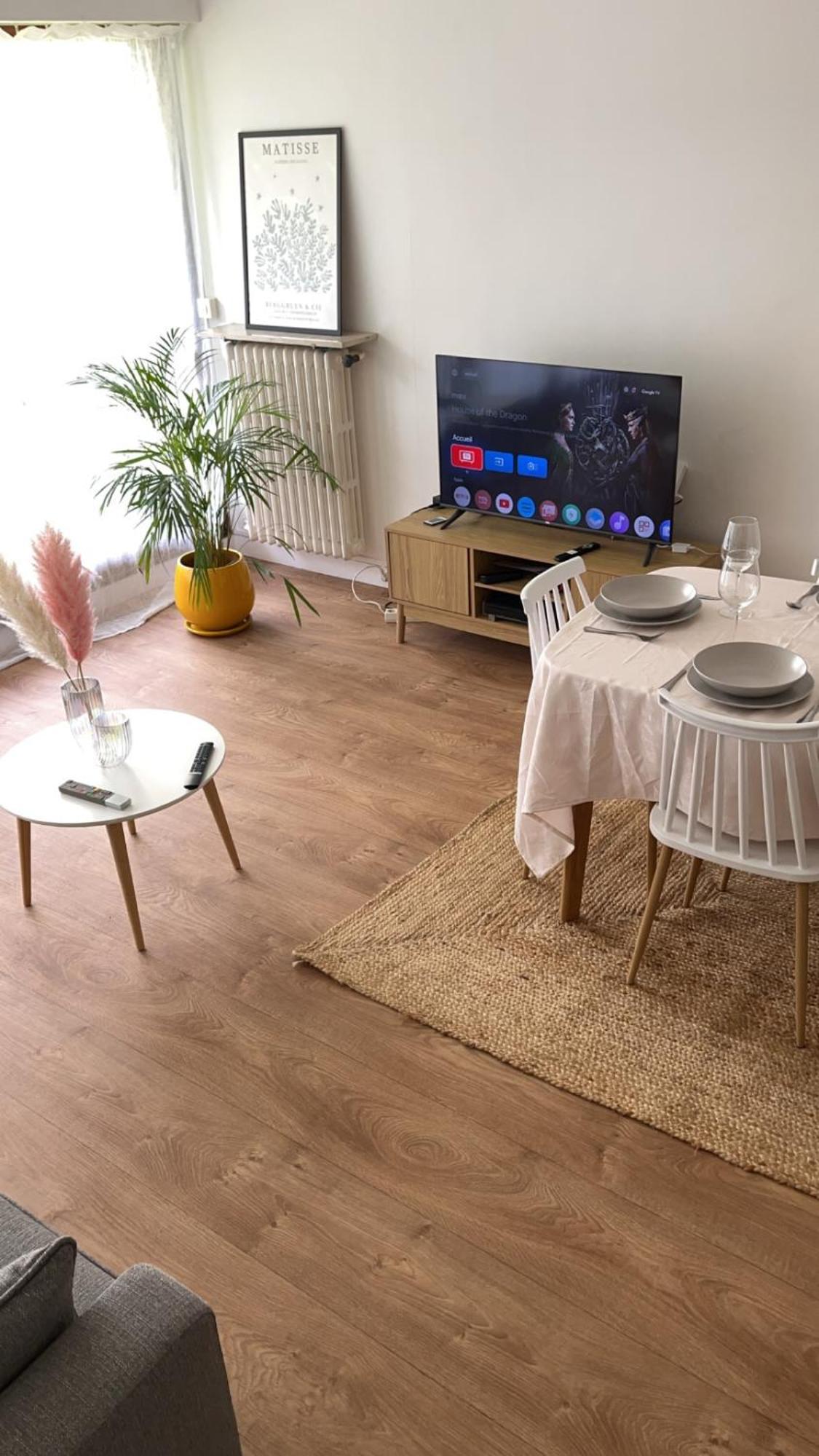 Cosy Quiet Apartment Rueil-Malmaison